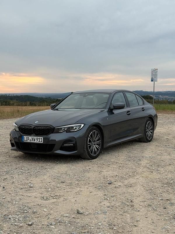 Gebraucht 2021 BMW 330 M Sport Limousine | 29.900 € (Guter Preis) - Bild 1/4