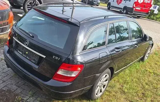 Gebraucht Mercedes C200 184 PS (135 kW) 2010 Obsidianschwarz  metalliclack Kombi