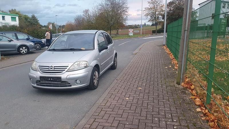Grau Gebraucht 2005 Citroën C3 Exclusive Kleinwagen | 2.200 € (Fairer Preis) - Bild 1/4