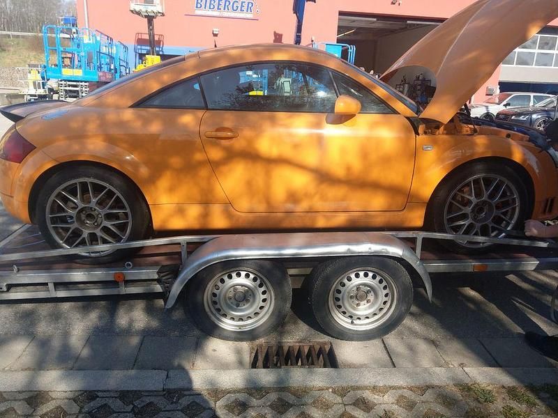 Orange Gebraucht 2004 Audi TT Sport | 998 € - Bild 1/4
