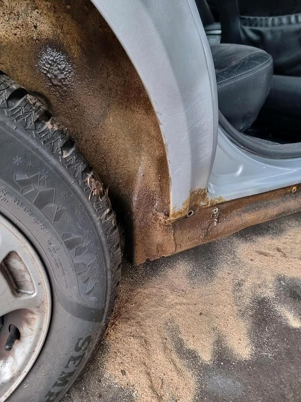 Gebraucht VW Passat 101 PS (74 kW) 2001 Silber Kombi