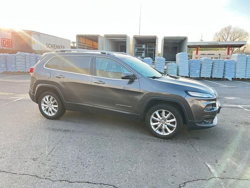Gebraucht Jeep Cherokee Limited 200 PS (147 kW) 2015 Grau SUV