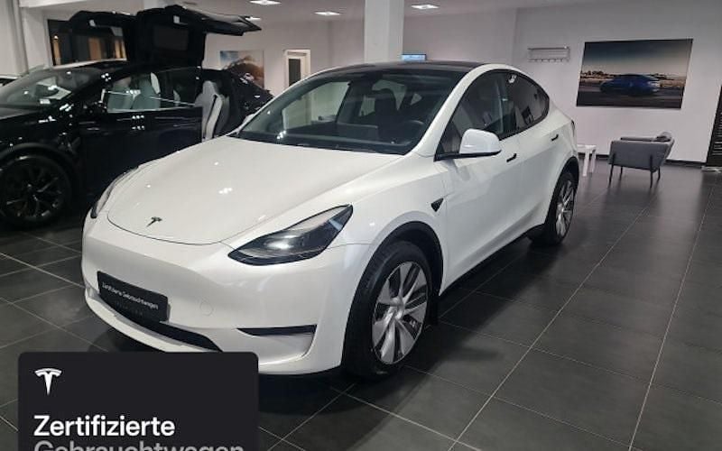 Weiß Gebraucht 2022 Tesla Model Y SUV | 30.000 € (Fairer Preis) - Bild 1/4