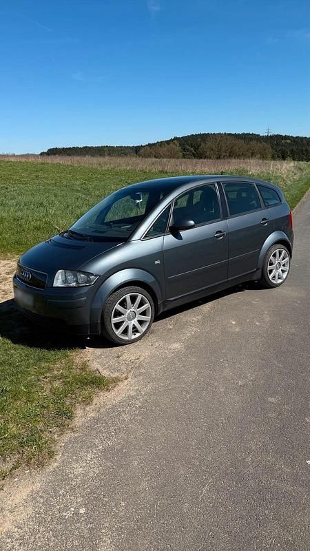 Usata Audi A2 75 CV (55 kW) 2001 Grigio Utilitaria