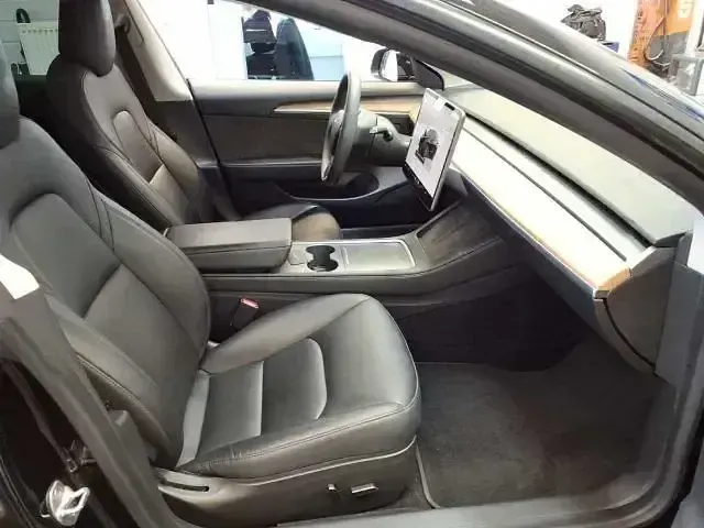 Usado Tesla Model 3 366 kW (498 CV) 2022 Blanco Berlina