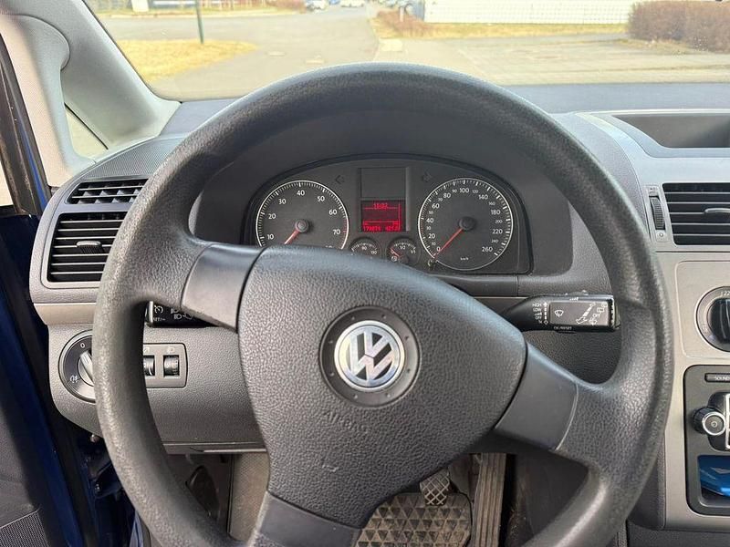 Gebraucht VW Touran 109 PS (80 kW) 2008 Blau Van / Kleinbus