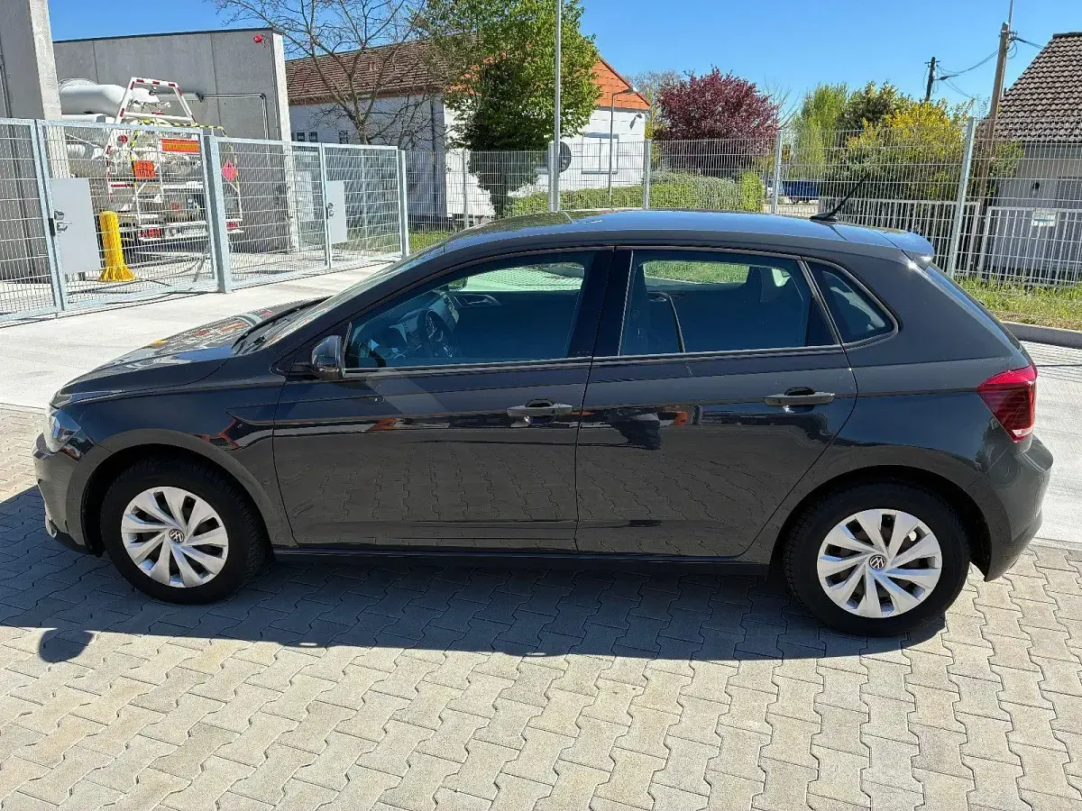 Usata VW Polo Comfortline 95 CV (69 kW) 2021 Grigio Utilitaria