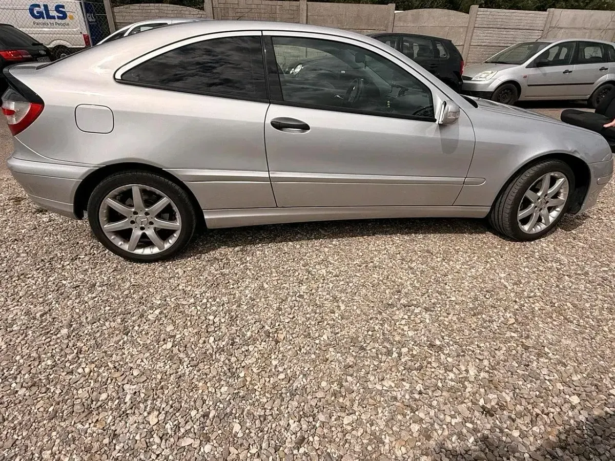 Gebraucht Mercedes C200 163 PS (119 kW) 2004 Coupé