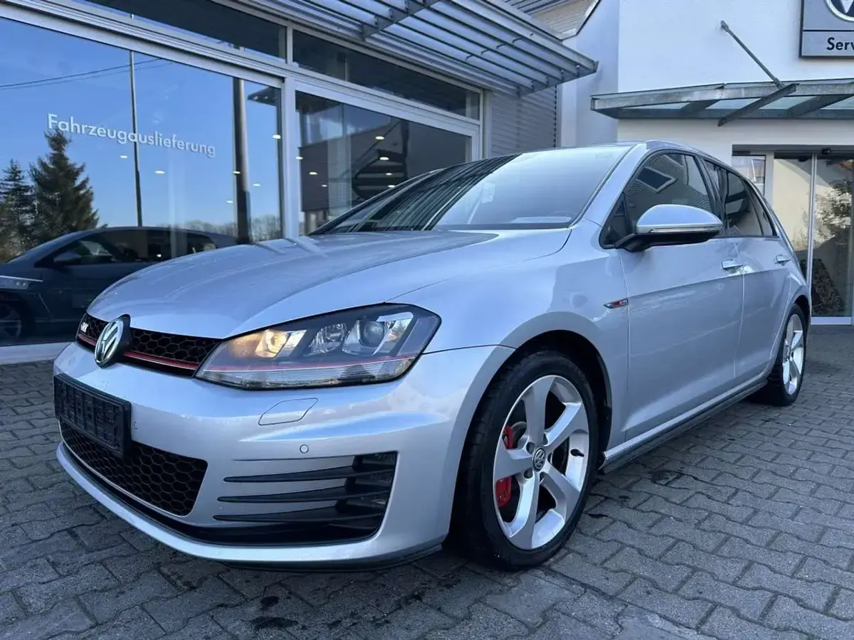 Używany VW Golf GTI 230 KM (169 kW) 2017 Srebrny Coupe