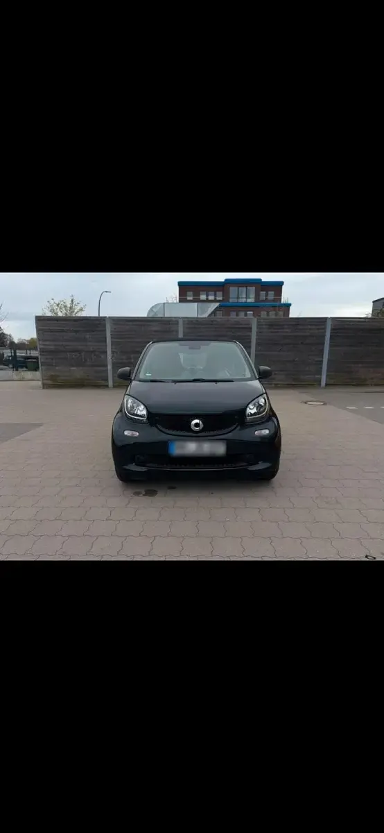 Gebraucht Smart ForTwo Coupé 71 PS (52 kW) 2017 Schwarz Coupé