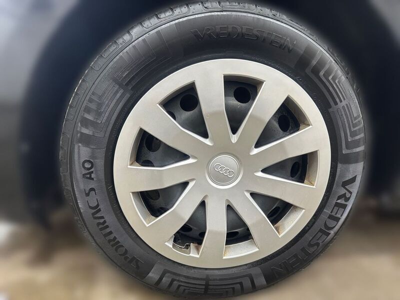 Gebraucht Audi A1 Sportback Basis 95 PS (69 kW) 2022 Schwarz Kleinwagen