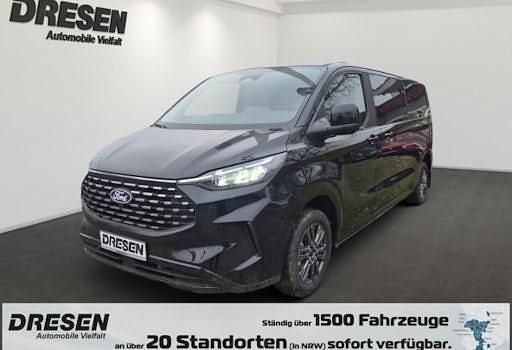 Gebraucht Ford Tourneo Titanium 150 PS (110 kW) 2024 Schwarz Van / Kleinbus
