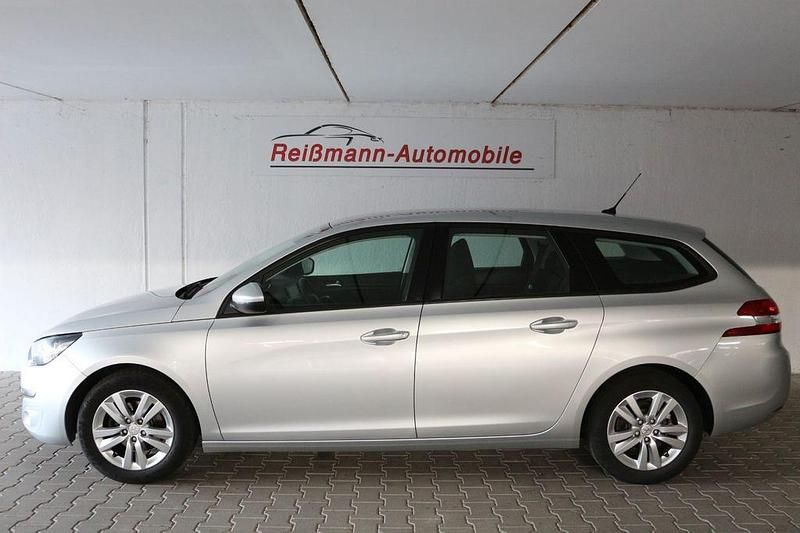 Gebraucht Peugeot 308 Active 131 PS (96 kW) 2015 Gris aluminium Kombi
