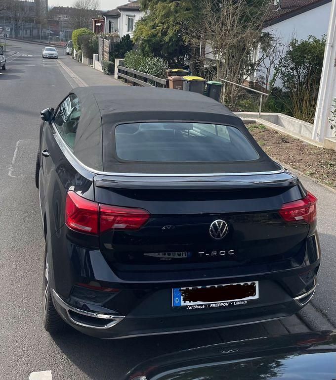 Gebraucht VW T-Roc Cabriolet Active 110 PS (80 kW) 2021 Schwarz Cabrio