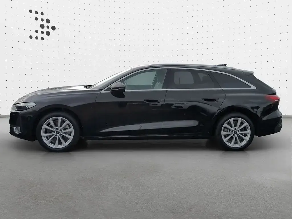Gebraucht Audi A5 Sport 204 PS (150 kW) 2025 Mythosschwarz metallic Kombi