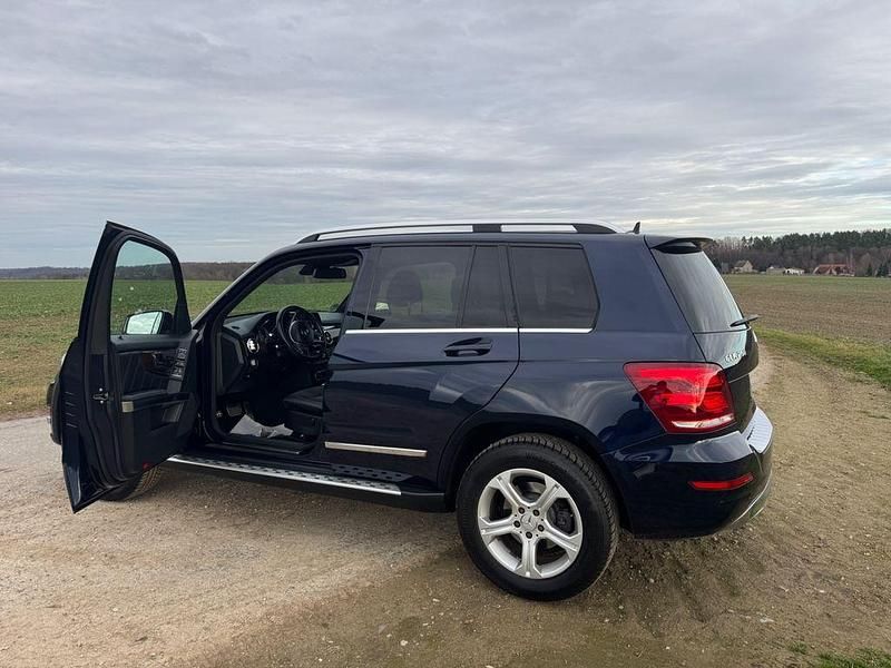 Gebraucht Mercedes GLK250 211 PS (155 kW) 2013 Blau SUV