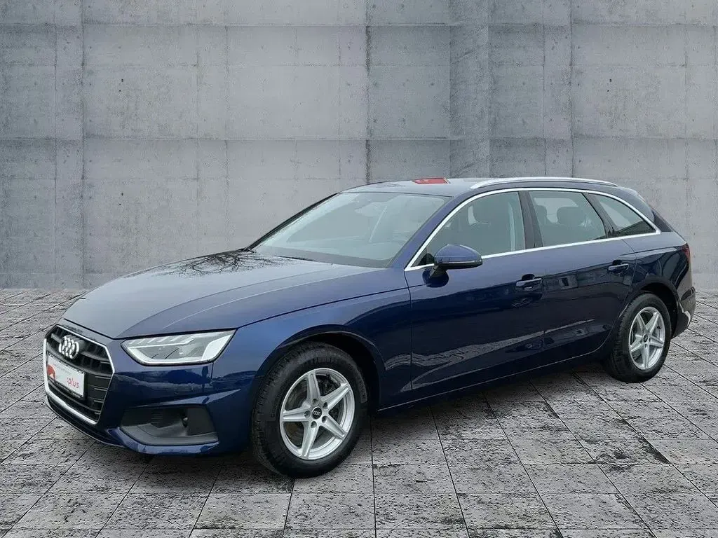 Używany Audi A4 Basis 163 KM (119 kW) 2024 Niebieski Kombi