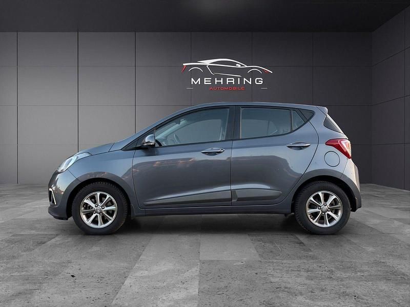 Gebraucht Hyundai i10 87 PS (63 kW) 2015 Grau Kleinwagen