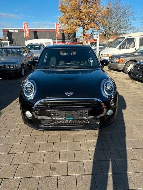 Gebraucht Mini Cooper 136 PS (100 kW) 2019 Schwarz Kleinwagen