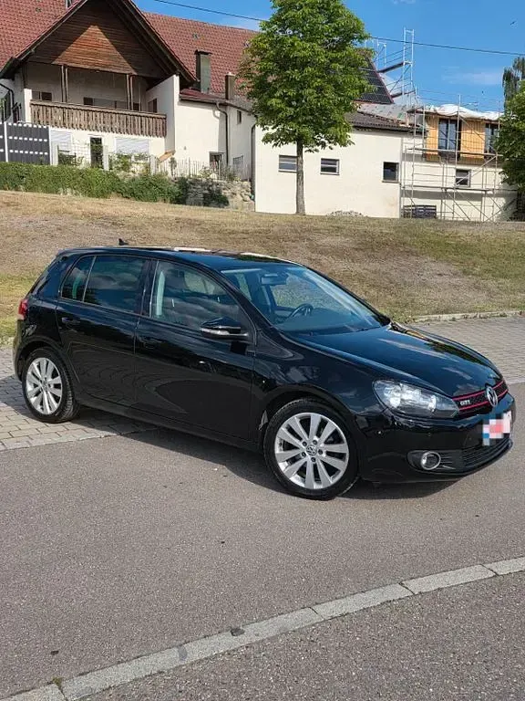 Gebraucht VW Golf VII Match 105 PS (77 kW) 2012 Schwarz Limousine