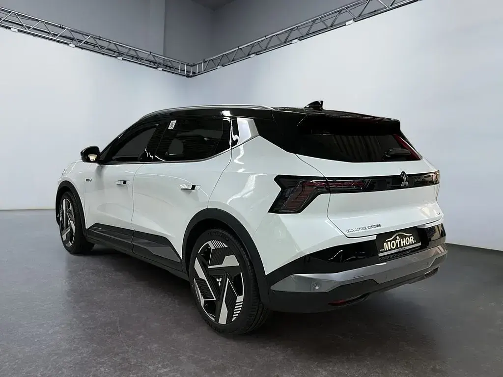 Neu Mitsubishi Eclipse 160 kW (218 PS) 2026 Xui (himalayaweiß / onyxschw Limousine