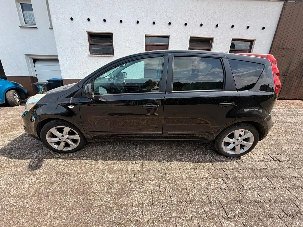 Gebraucht Nissan Note Acenta 88 PS (64 kW) 2010 Schwarz Kleinwagen