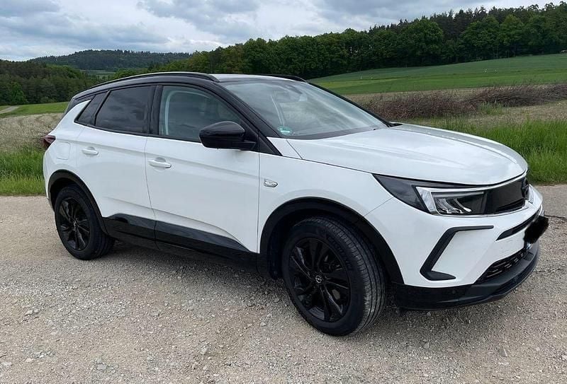 Weiß Gebraucht 2022 Opel Grandland X GS Line SUV | 19.999 € (Superpreis) - Bild 1/4