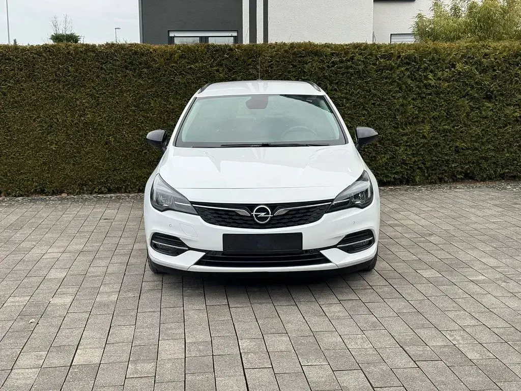 Gebraucht Opel Astra Business 122 PS (89 kW) 2021 Schneeweiss/olympic/summit whi Kombi