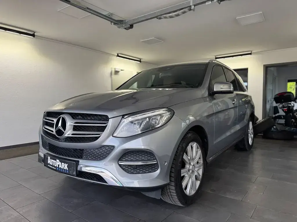 Gebraucht Mercedes GLE500 455 PS (334 kW) 2016 Silber SUV