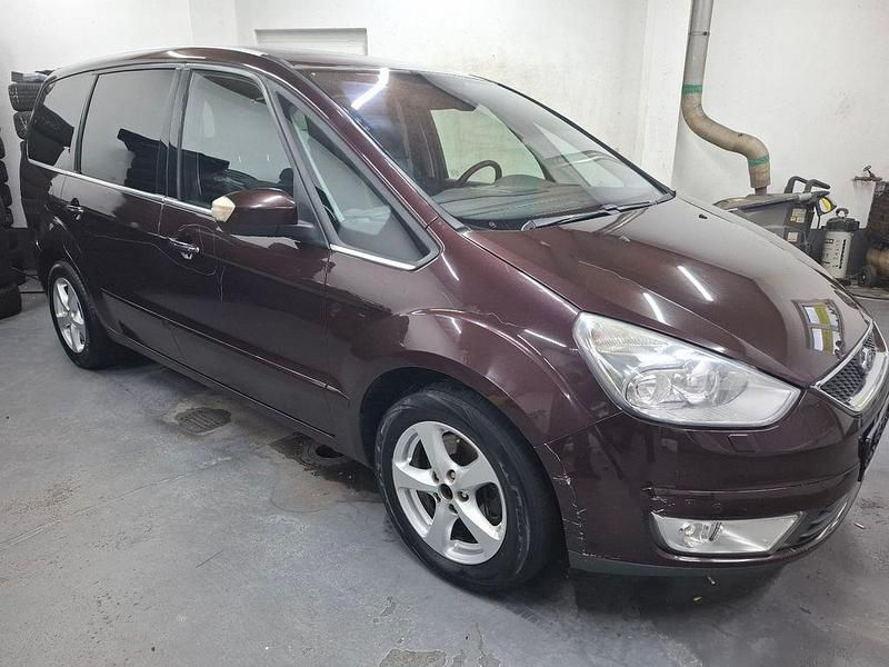 Violet Gebraucht 2009 Ford Galaxy Van / Kleinbus | 2.990 € (Superpreis) - Bild 1/4