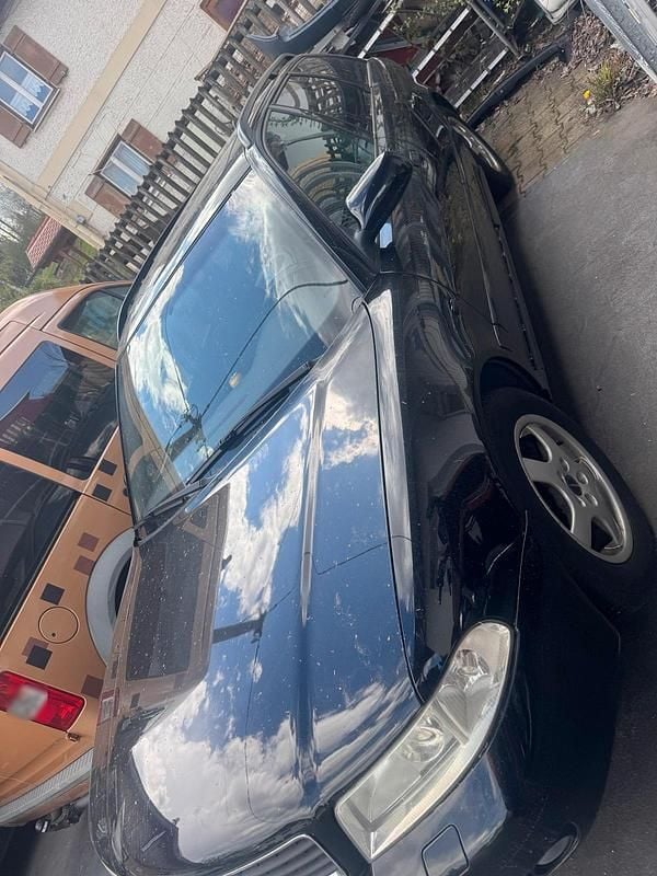 Gebraucht Audi A4 Comfort 150 PS (110 kW) 1999 Schwarz Kombi