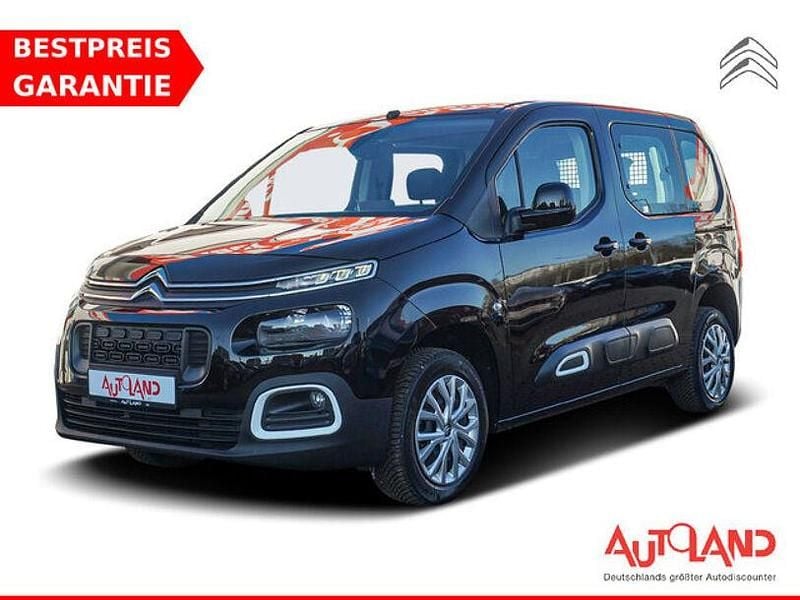 Schwarz Gebraucht 2023 Citroën Berlingo Feel Van / Kleinbus | 22.950 € (Fairer Preis) - Bild 1/4