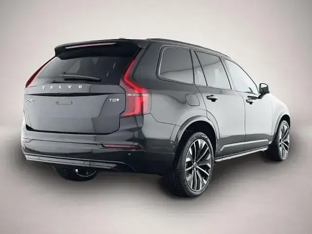 Gebraucht Volvo XC90 Plus 455 PS (334 kW) 2025 Manufacturer SUV
