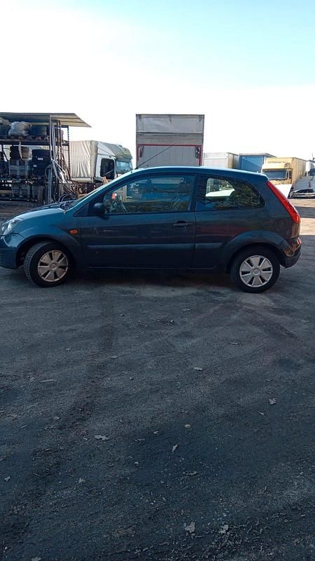Gebraucht Ford Fiesta 2006 Blau Kleinwagen