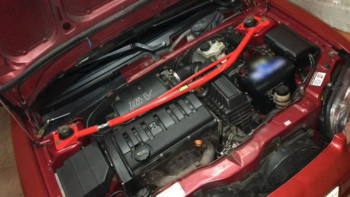 Gebraucht Peugeot 106 GTi 118 PS (86 kW) 1997 Rot Kleinwagen
