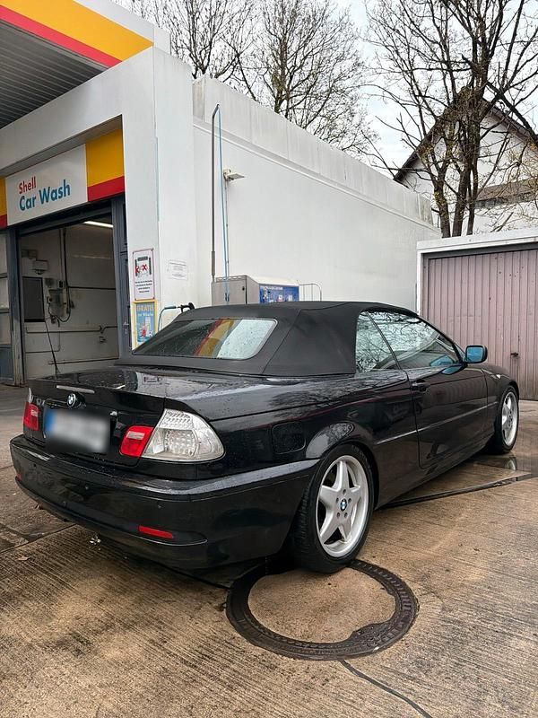 Gebraucht BMW 320 Cabriolet 150 PS (110 kW) 2006 Schwarz Cabrio