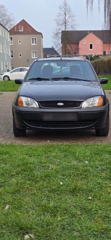 Gebraucht Ford Fiesta 75 PS (55 kW) 2001 Schwarz Kleinwagen