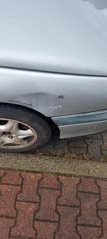 Gebraucht Renault Laguna 120 PS (88 kW) 1999 Silber Kombi