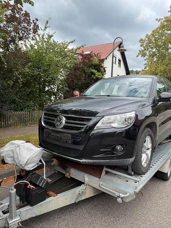 Schwarz Gebraucht 2010 VW Tiguan SUV | 3.500 € (Superpreis) - Bild 1/4