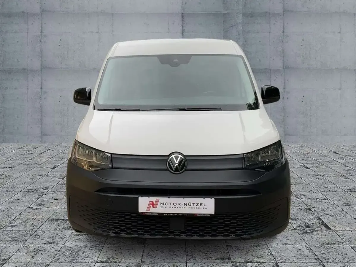Usata VW Caddy 122 CV (89 kW) 2021 Bianco Monovolume