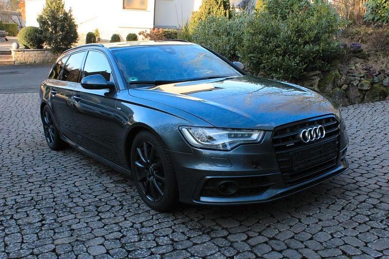 Grau Gebraucht 2012 Audi A6 Sport Kombi | 20.999 € - Bild 1/4