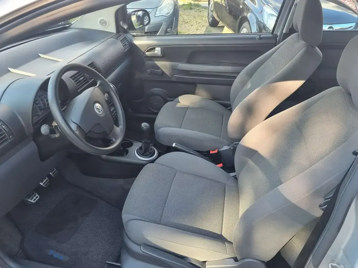 Gebraucht VW Fox Style 60 PS (44 kW) 2011 Silber Kleinwagen