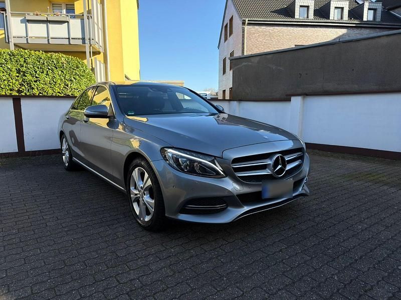 Gebraucht Mercedes C250 Avantgarde 204 PS (150 kW) 2014 Grau Limousine