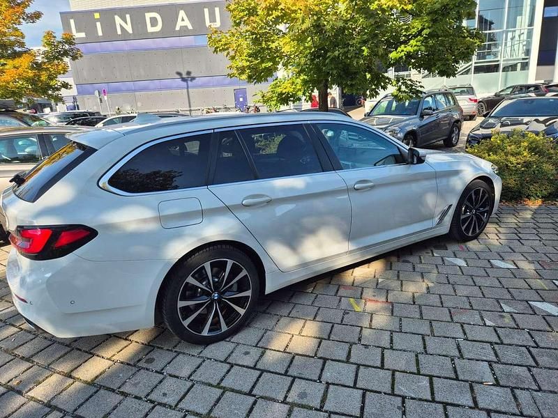 Gebraucht BMW 520 190 PS (139 kW) 2022 Kombi
