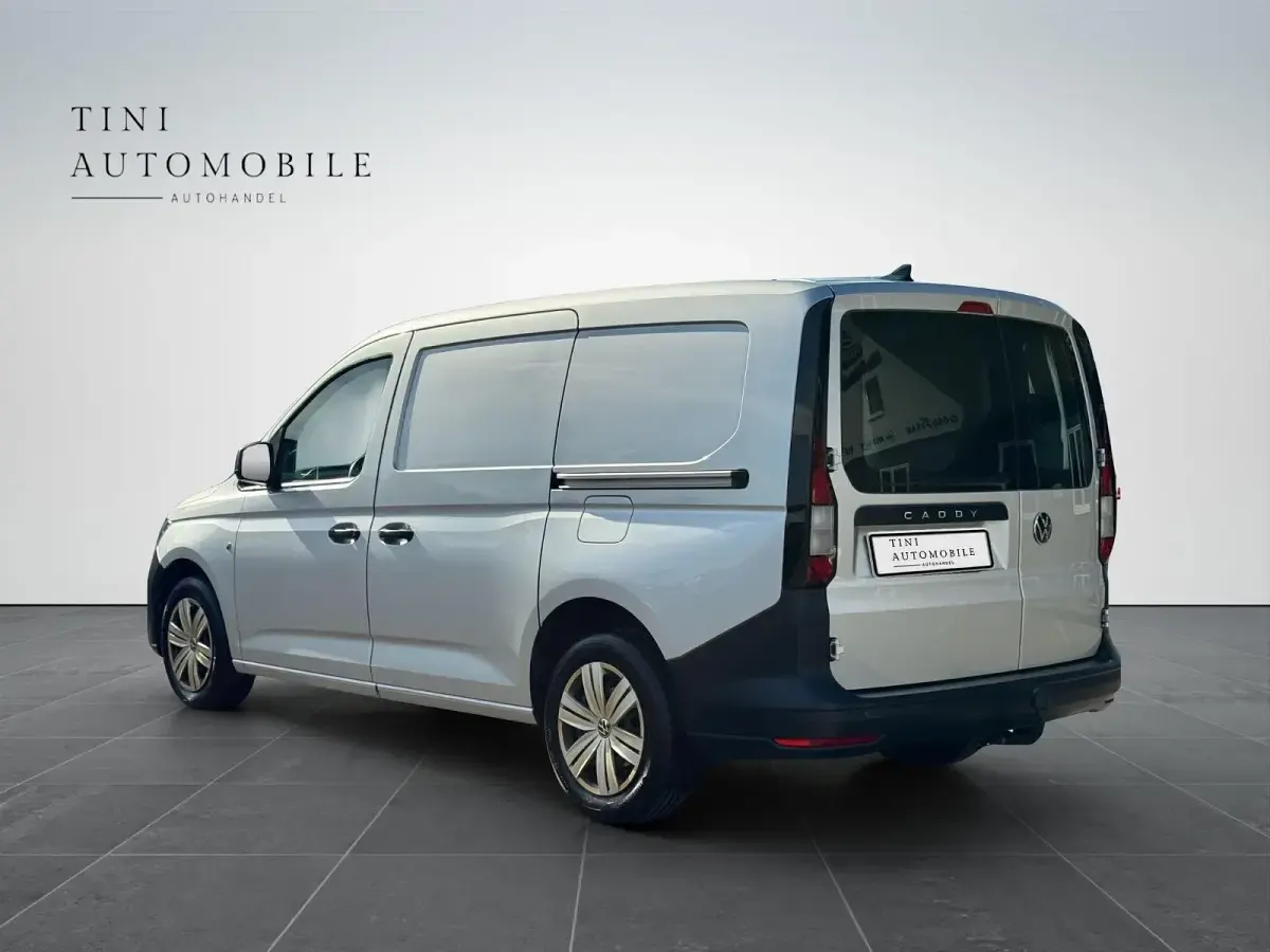 Gebraucht VW Caddy Maxi 102 PS (75 kW) 2021 Silber Van / Kleinbus