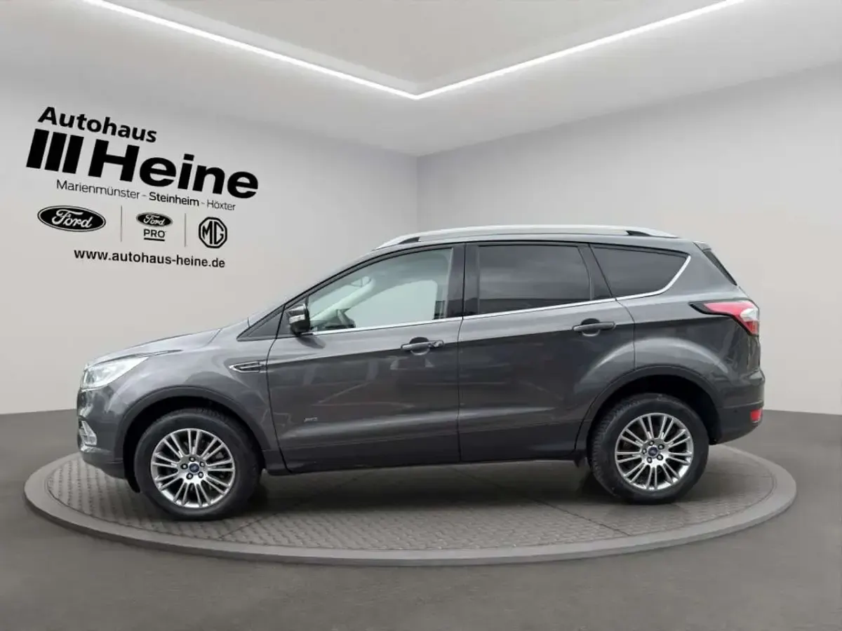 Gebraucht Ford Kuga Titanium 179 PS (131 kW) 2018 Magneticgrau metallic SUV