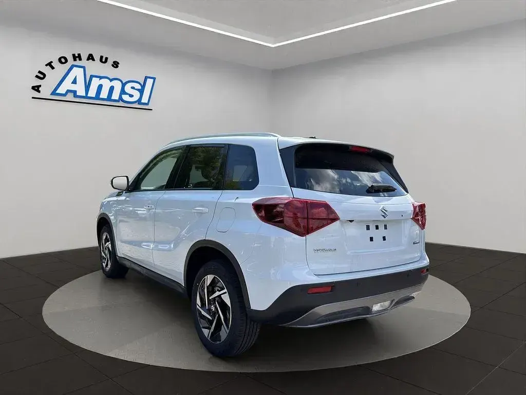 Neu Suzuki Vitara Comfort+ 110 PS (80 kW) 2026 Weiß SUV