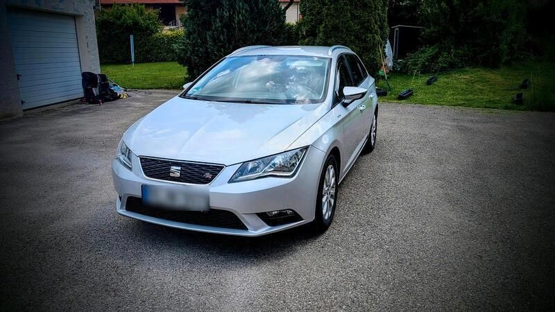 Silber Gebraucht 2016 Seat Leon ST Style Kombi | 9.900 € (Superpreis) - Bild 1/4
