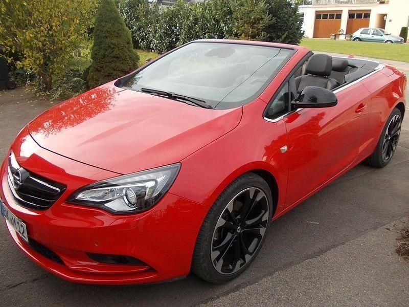 Gebraucht Opel Cascada Innovation 200 PS (147 kW) 2017 Rot Cabrio