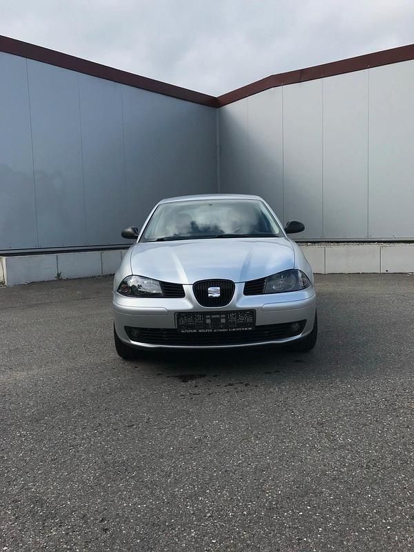 Gebraucht Seat Ibiza 64 PS (47 kW) 2005 Silber Kleinwagen